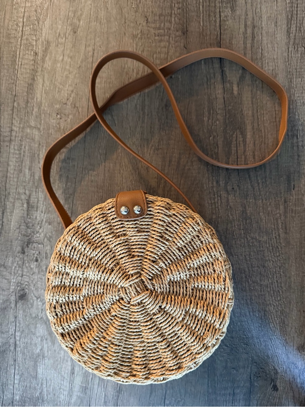 Topshop Round Woven Crossbody Bag in Brown